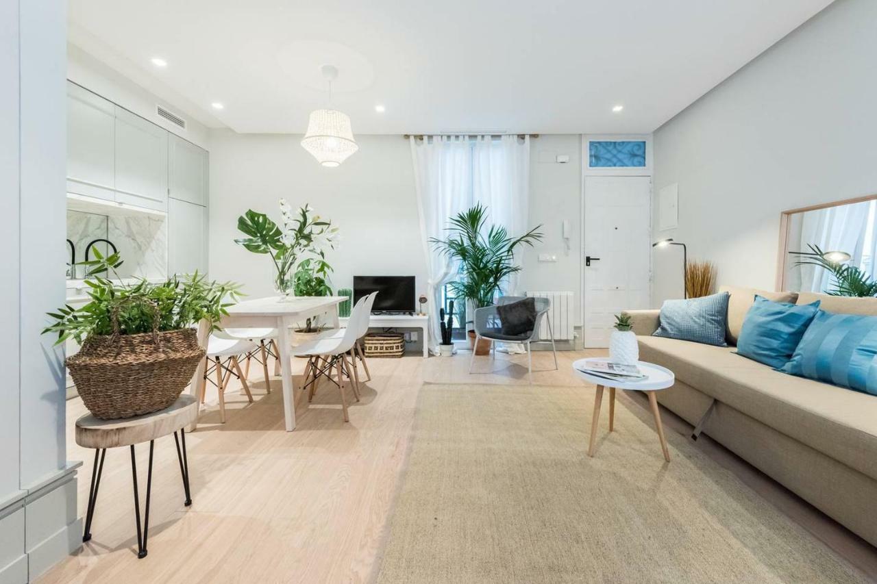 Appartement Explore From A Warm With Patio At A Newly Refurbished Manorial Building