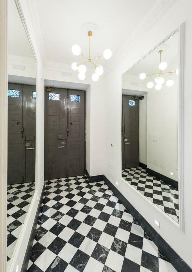 Appartement Explore From A Warm With Patio At A Newly Refurbished Manorial Building *