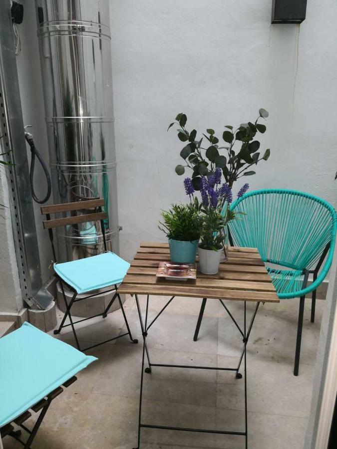 Explore From A Warm With Patio At A Newly Refurbished Manorial Building Madri